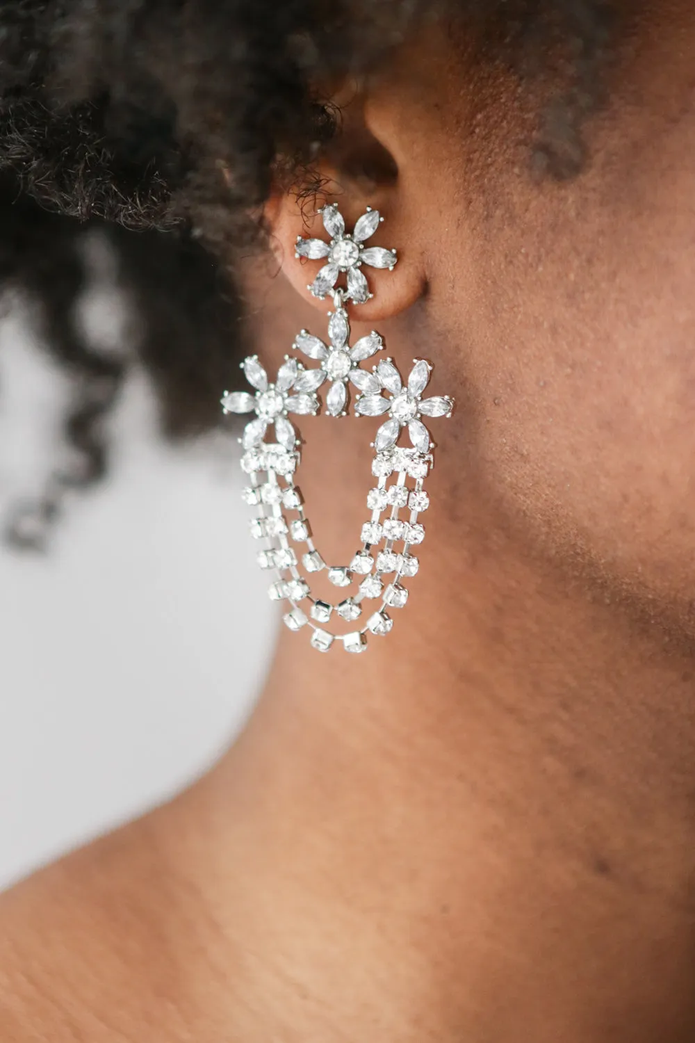 Amicitia | Crystal Pendant Earrings