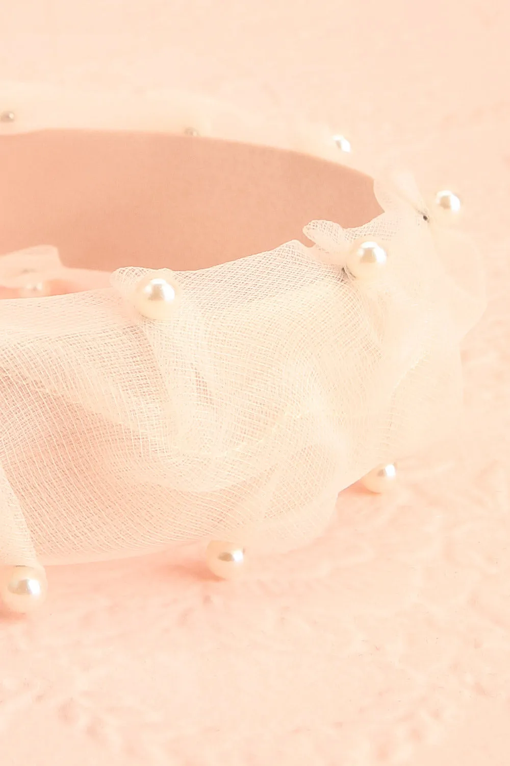 Bessy Ivory | Headband w/ Tulle & Pearls