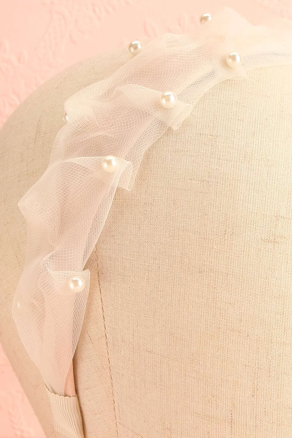 Bessy Ivory | Headband w/ Tulle & Pearls
