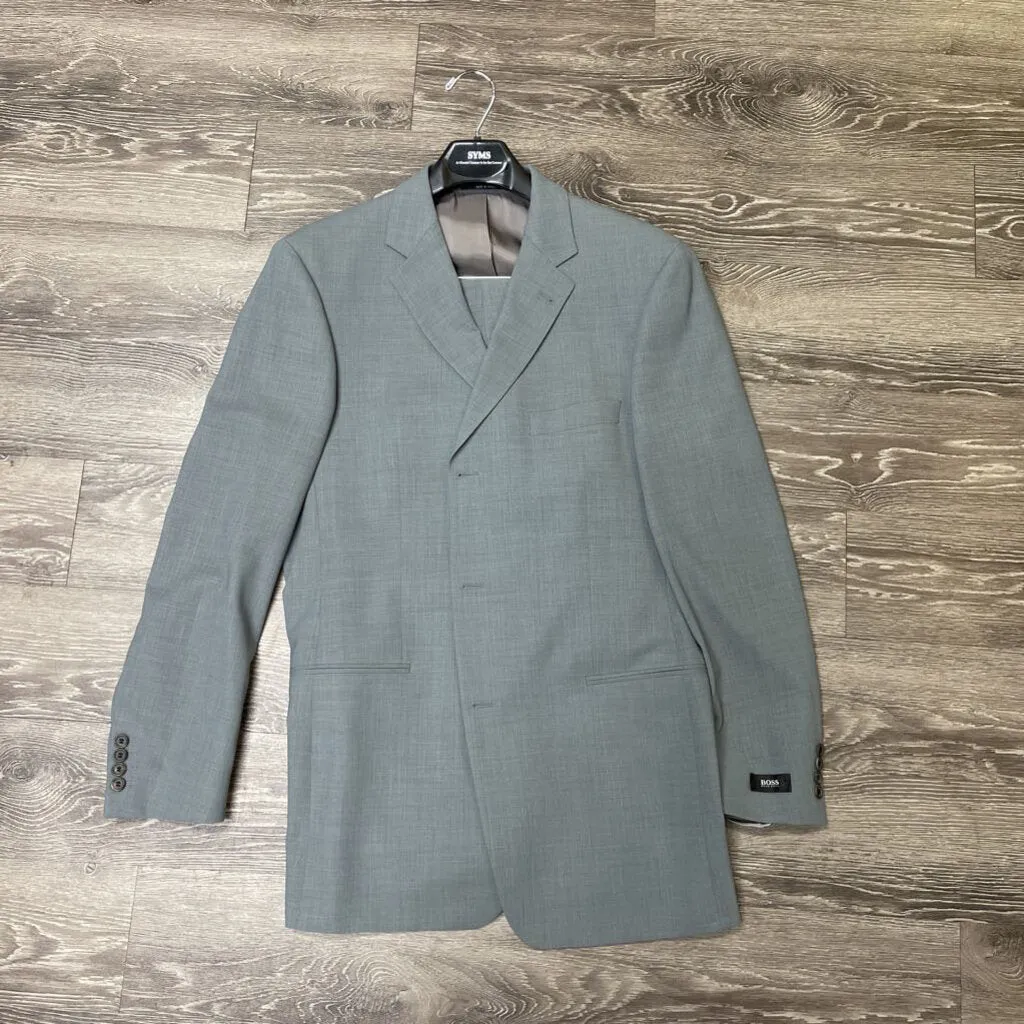 Boss Boss 2 piece 3 Button MENS SUITS 44L