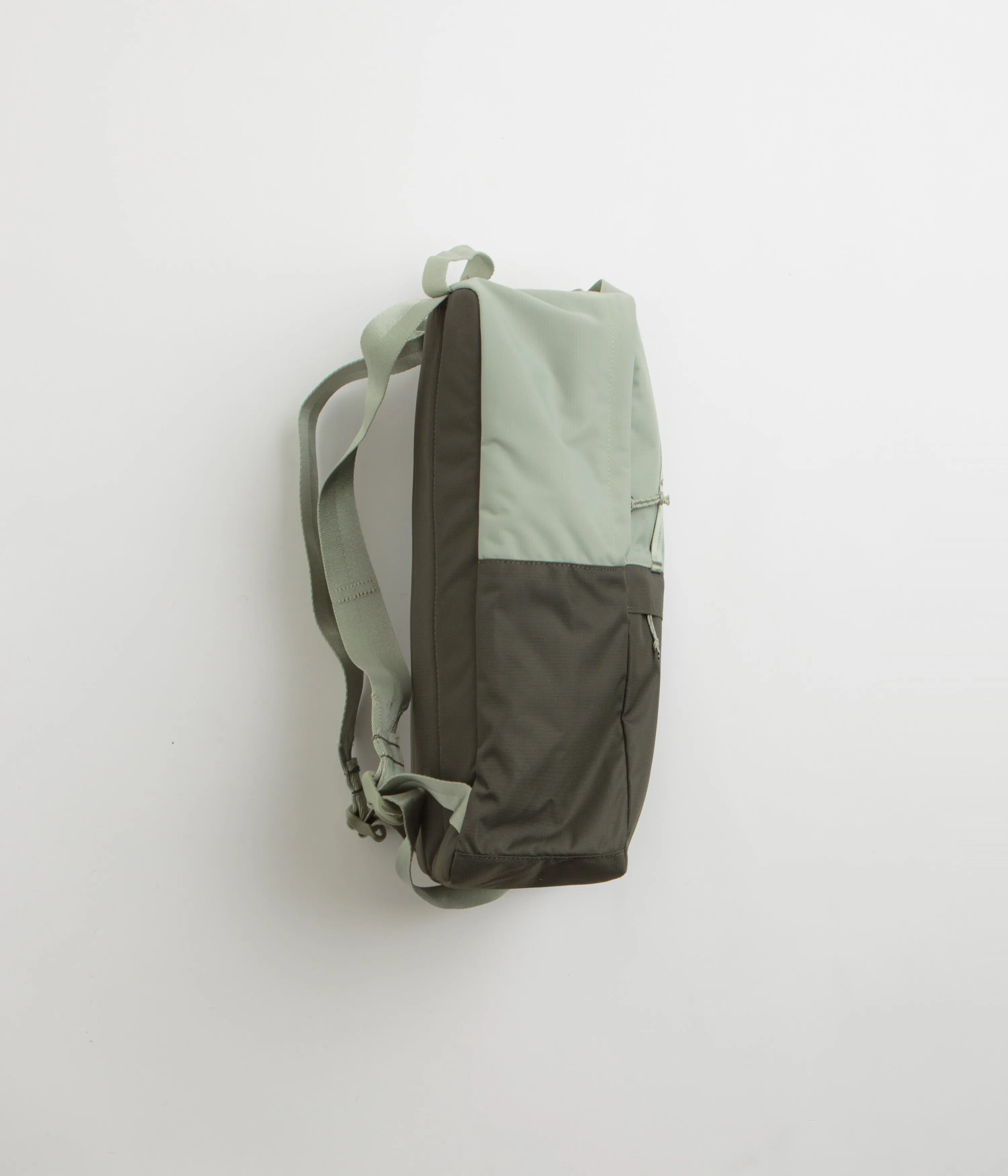 Columbia Trail Traveler 18L Backpack - Safari / Greenscape