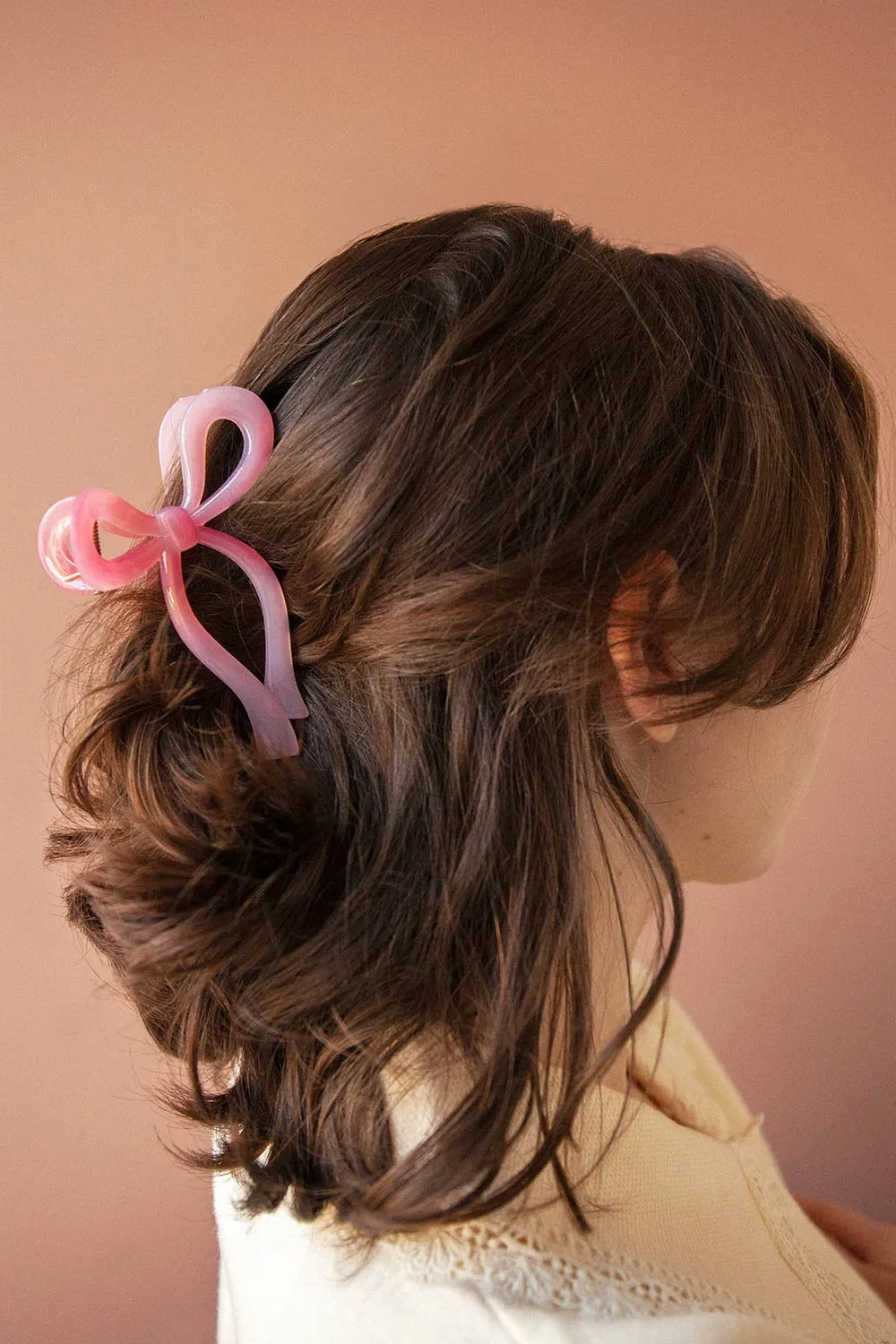 Kiki Pink | Bow Claw Clip