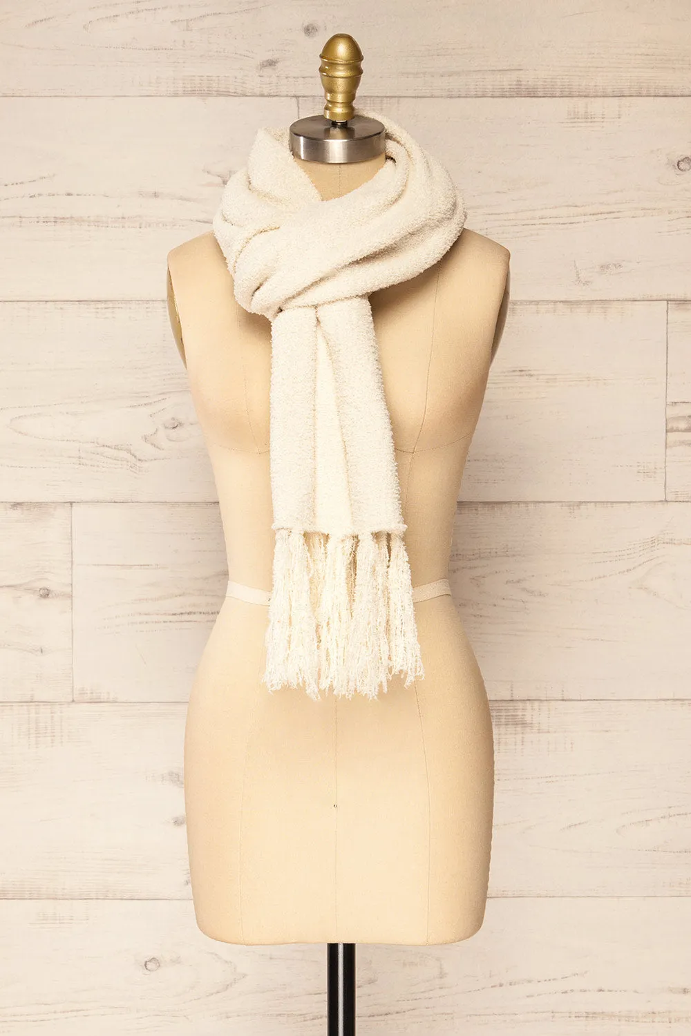 Le Chasseur Ivory | Oversized Fluffy Fringed Scarf