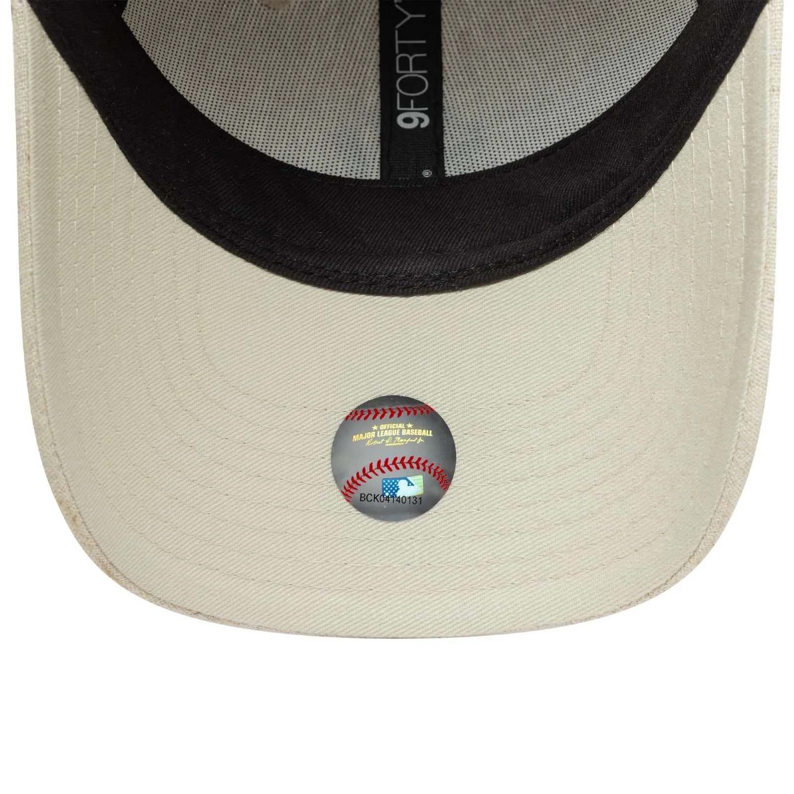 New Era Kids New York Yankees 9FORTY Linen Baseball Cap