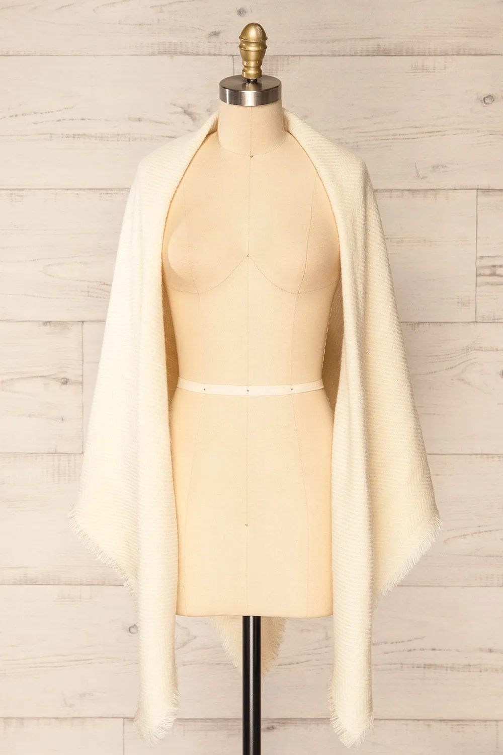 Raccourci Cream | Herringbone Patterned Scarf