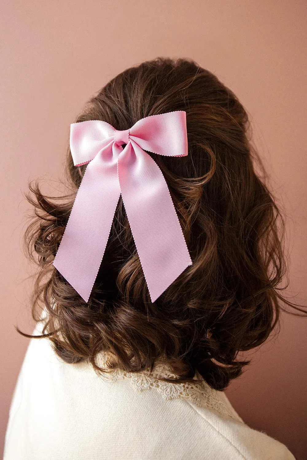 Saffy White | Ribbed Bow Barrette