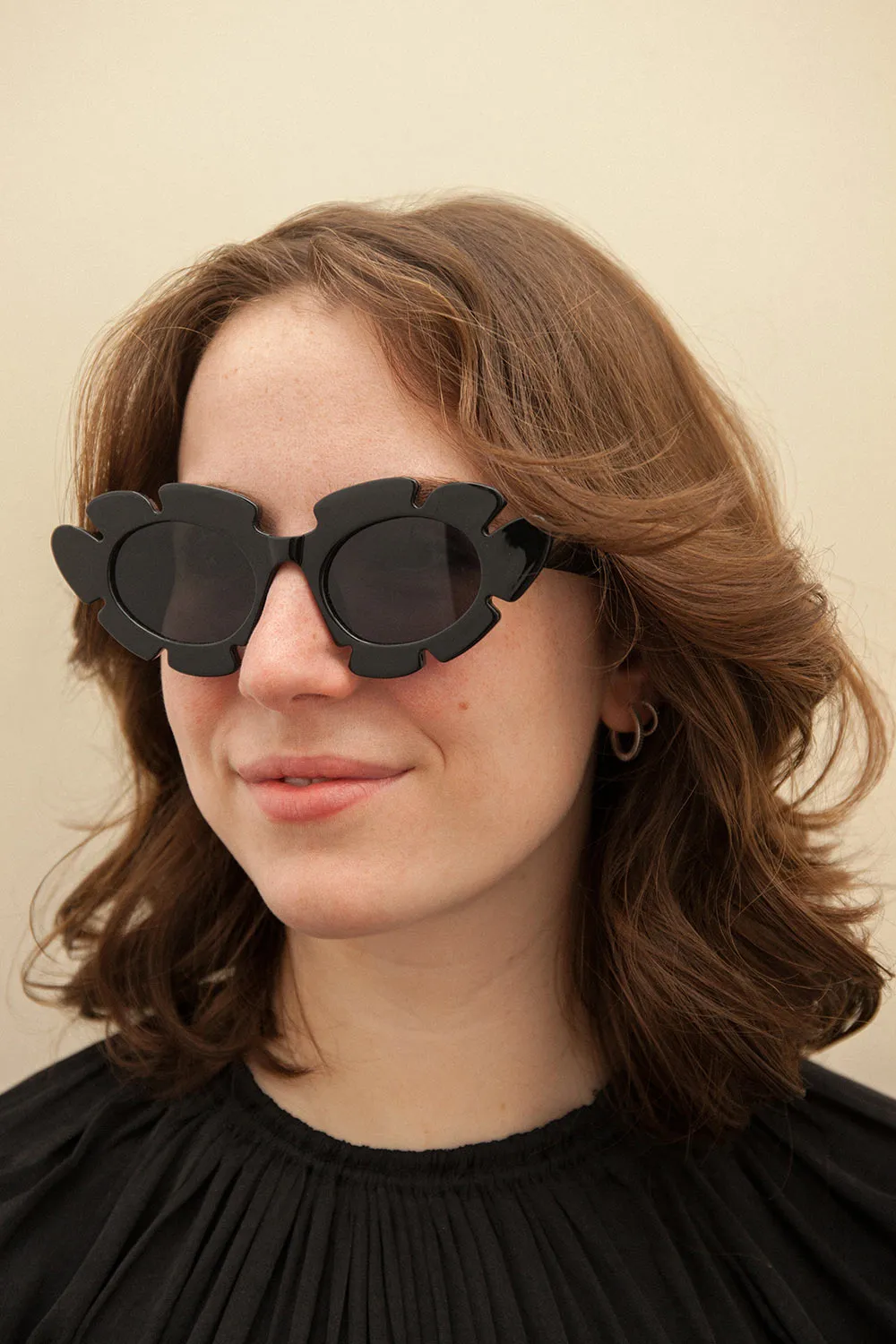 Trixie Black | Flower Sunglasses