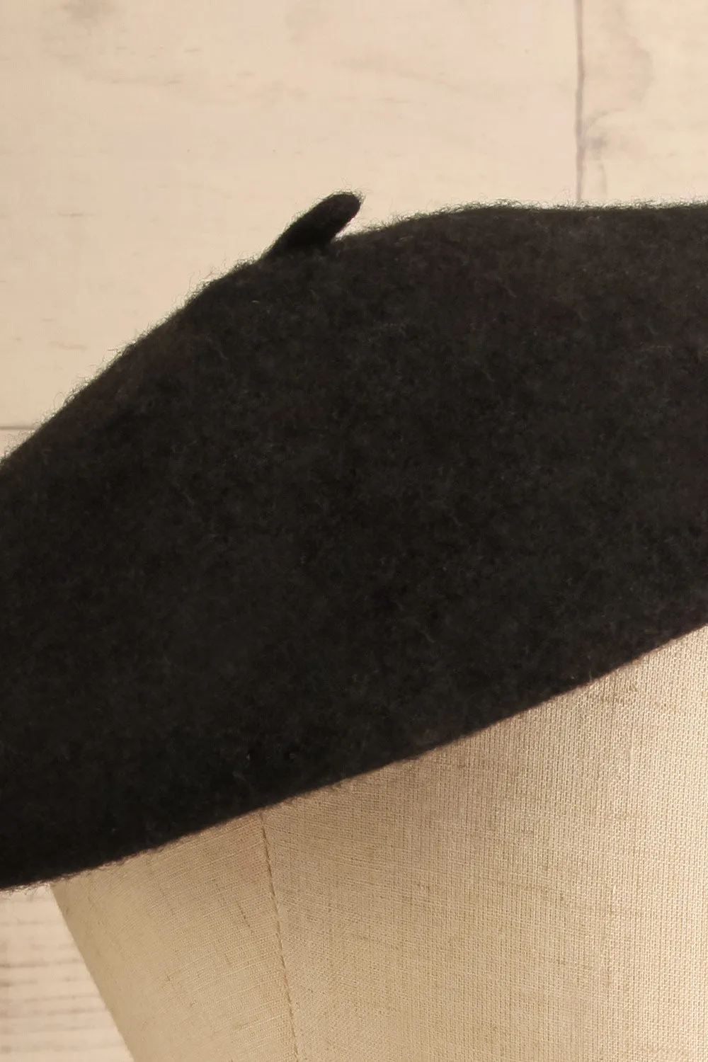 Zuzot Black | Wool Beret